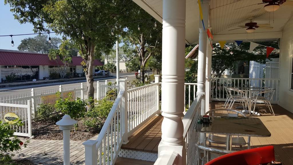 The Gathering Place At Butterfly Estates | restaurant | 8359 Beacon Blvd, Fort Myers, FL 33907, USA | 2396902359 OR +1 239-690-2359