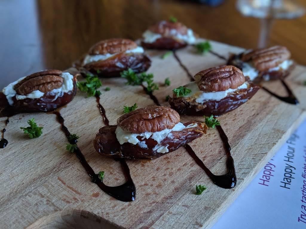 Vino Locale Santa Cruz | restaurant | 55 Municipal Wharf, Santa Cruz, CA 95060, USA | 8314260750 OR +1 831-426-0750