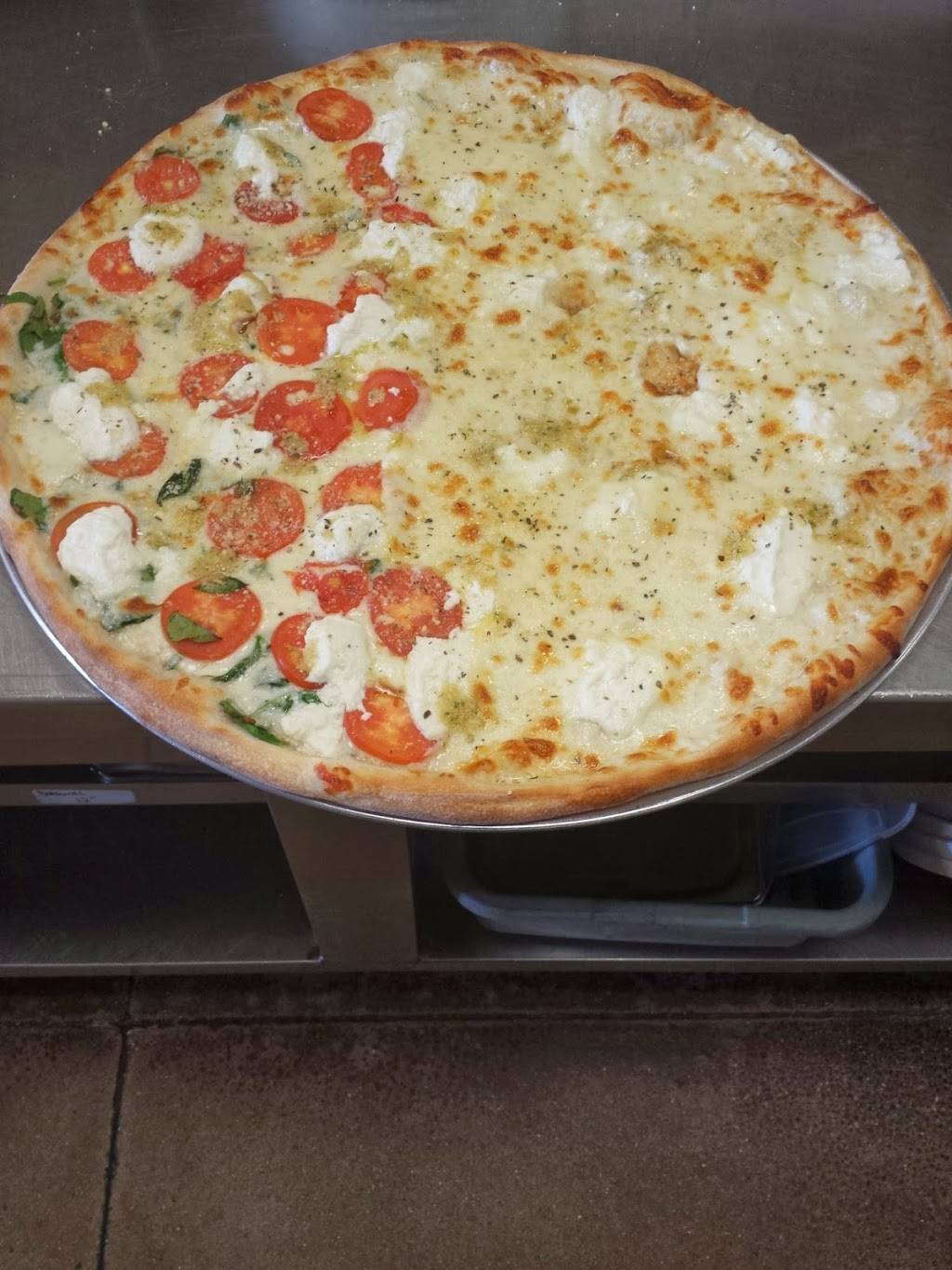 Ricos Pizzeria of Lakewood Ranch | restaurant | 14435 FL-70, Bradenton, FL 34202, USA | 9417589999 OR +1 941-758-9999