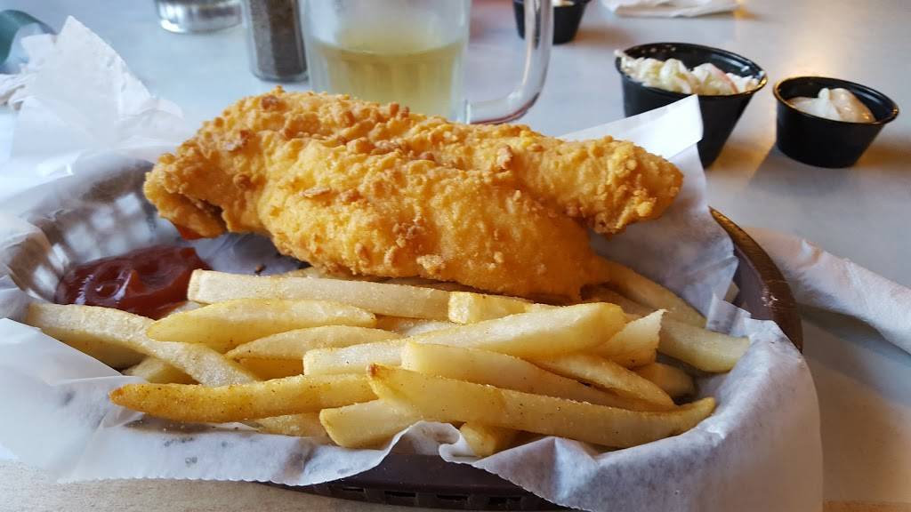 The Crazy Gator | restaurant | 402 N Bay St, Eustis, FL 32726, USA | 3525895885 OR +1 352-589-5885