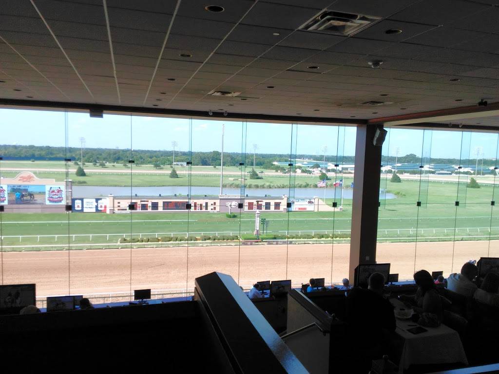 Silks Dining at Lone Star Park | restaurant | 1000 Lone Star Pkwy, Grand Prairie, TX 75050, USA | 9722637223 OR +1 972-263-7223