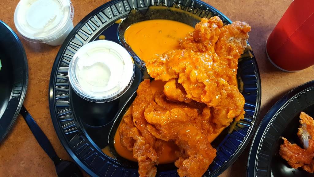 Epic Wings | restaurant | 481 Broadway A, Chula Vista, CA 91910, USA | 6194767667 OR +1 619-476-7667