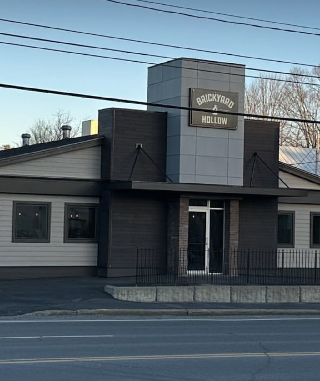 Brickyard Hollow | restaurant | 123 Madison Ave, Skowhegan, ME 04976, USA | 2074749448 OR +1 207-474-9448