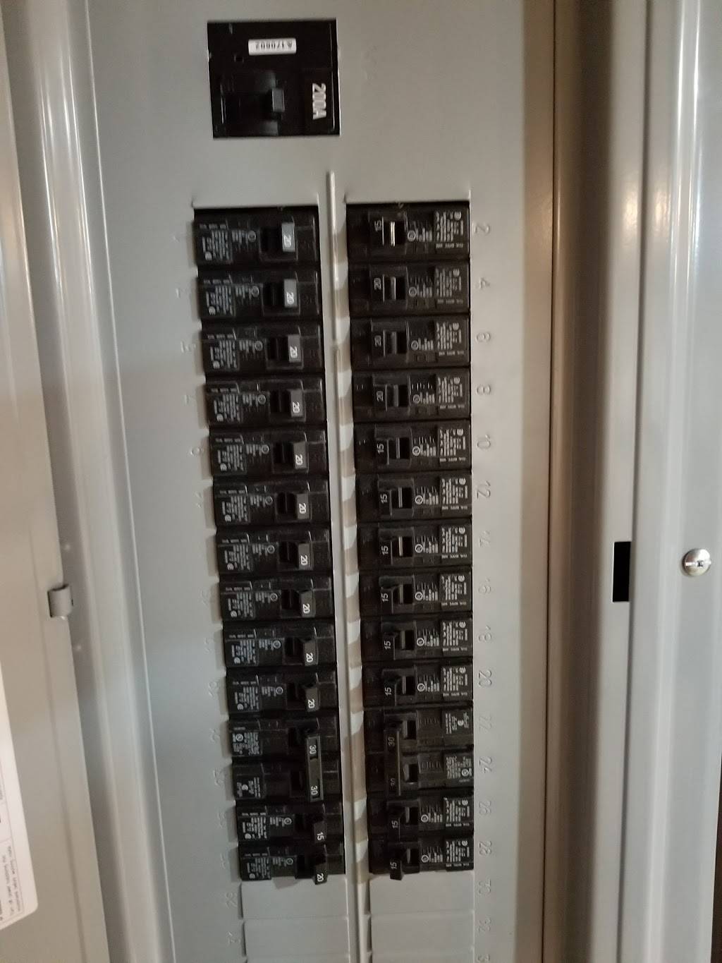 Bistro Grand | restaurant | 2362 N Neva Ave, Chicago, IL 60707, USA | 7733859688 OR +1 773-385-9688