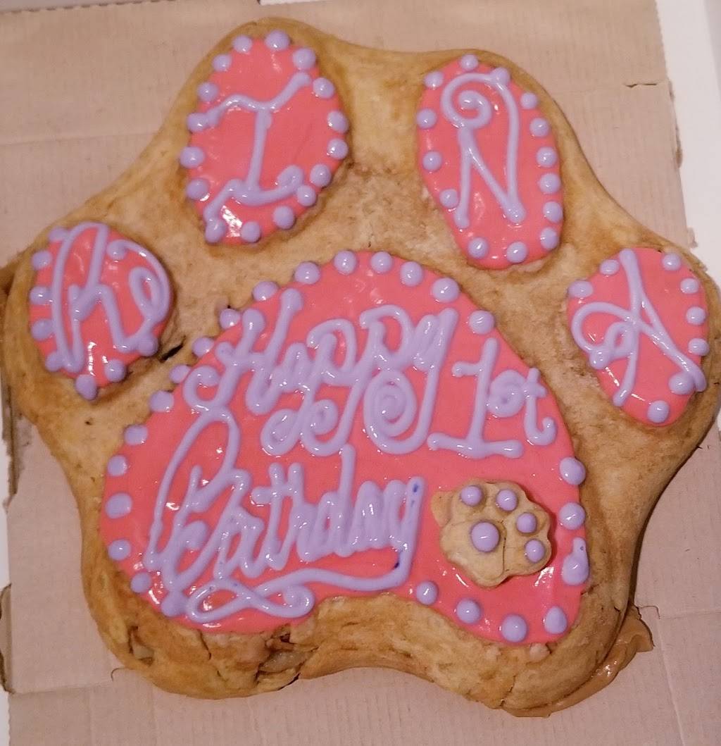 Charlottesville Dog Barkery | bakery | 1652 Old Lynchburg Rd, Charlottesville, VA 22903, USA | 4342828186 OR +1 434-282-8186