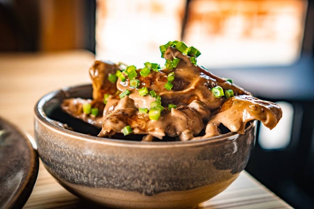 Marrow | restaurant | 8044 Kercheval Ave, Detroit, MI 48214, USA | 3136520200 OR +1 313-652-0200