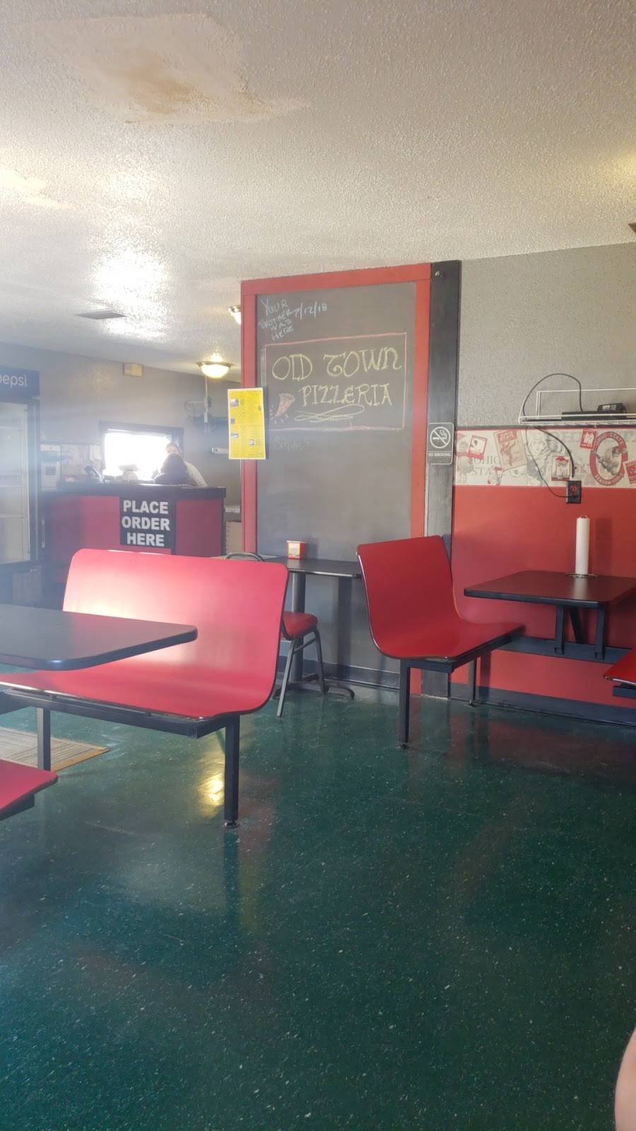 Old Town Pizzeria | restaurant | 65 N Main St, Frankfort, OH 45628, USA | 7409982222 OR +1 740-998-2222