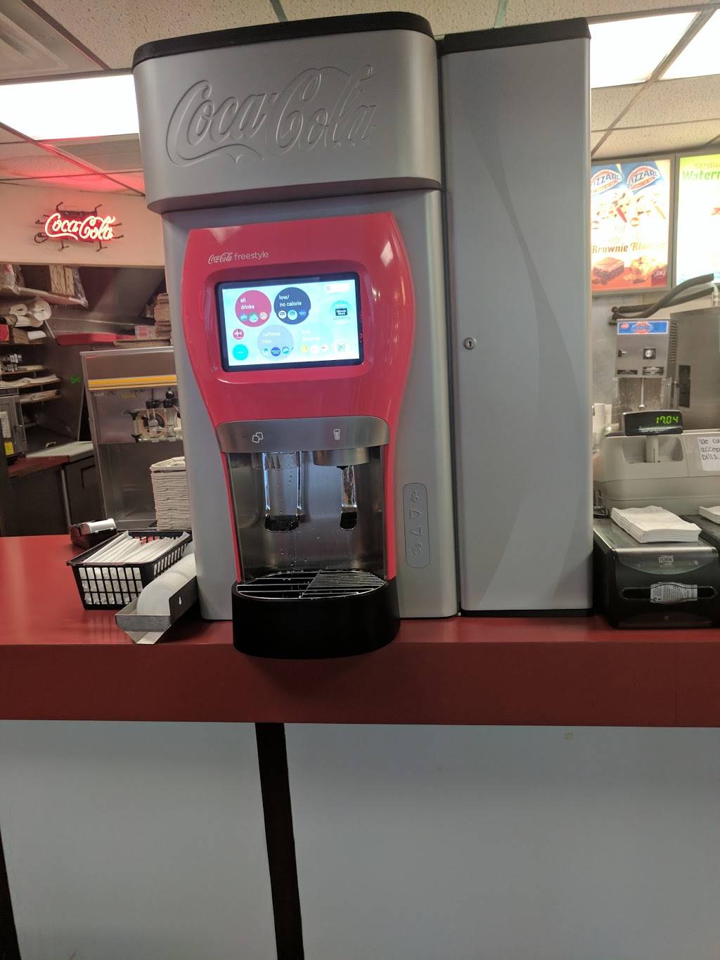 Dairy Queen Grill & Chill | restaurant | 5110 PA-51, Belle Vernon, PA 15012, USA | 7243796060 OR +1 724-379-6060