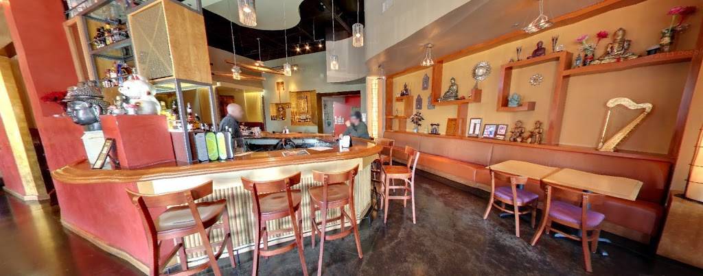 Silver Thai Cuisine | restaurant | 906 W McDermott Dr Ste 104, Allen, TX 75013, USA | 9727477452 OR +1 972-747-7452