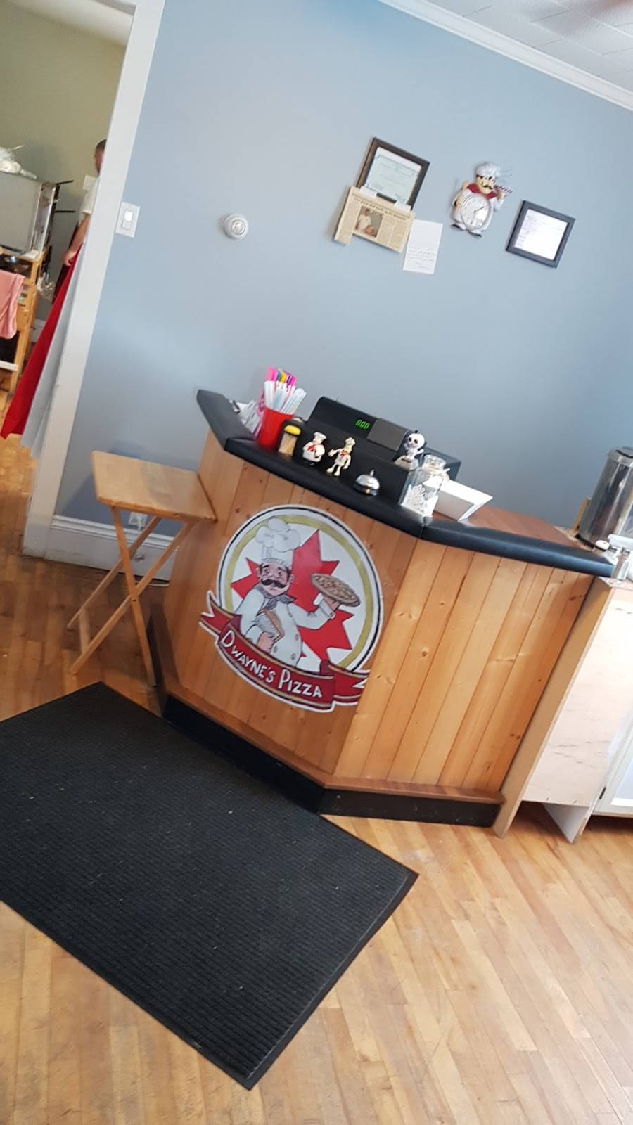 Dwaynes Pizza | restaurant | 356 Route 105, Low, QC J0X 2C0, Canada | 8192083632 OR +1 819-208-3632