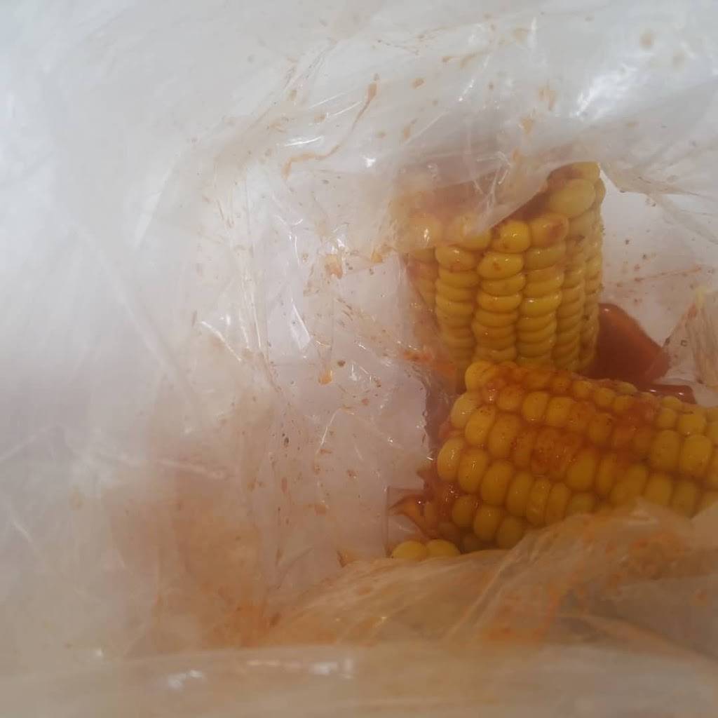 The Kickin Crab Express | restaurant | Los Cerritos Center Mall, 133 Los Cerritos Center, Cerritos, CA 90703, USA | 5628653698 OR +1 562-865-3698