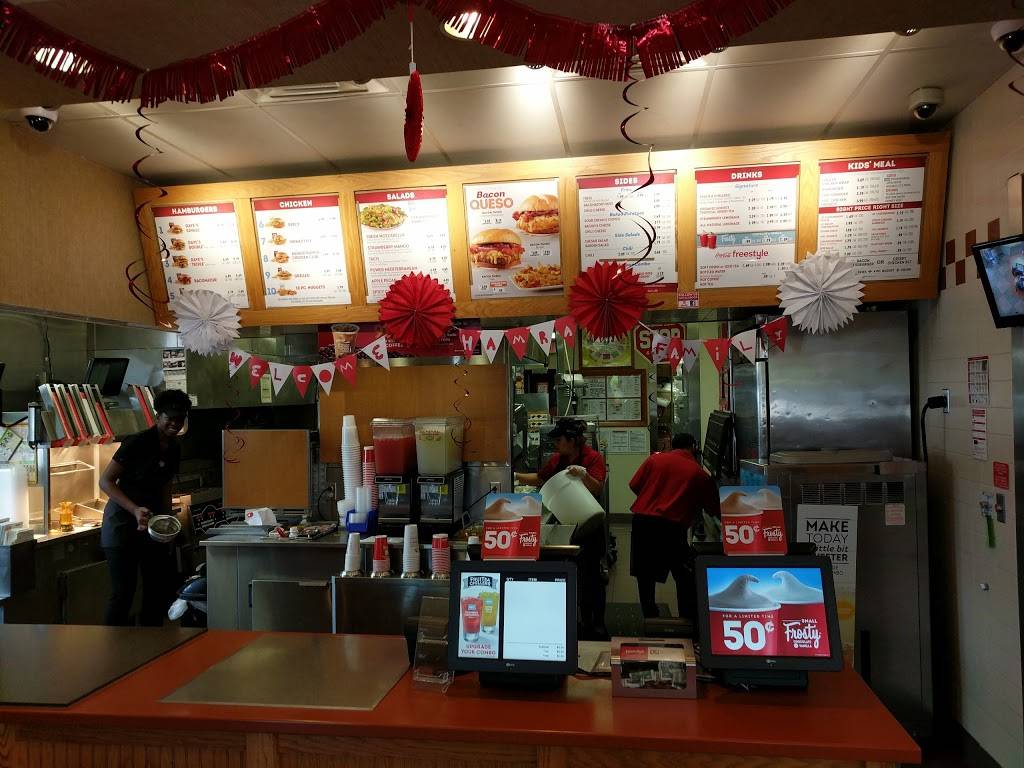 Wendys | restaurant | 42 Furlong Dr, Revere, MA 02151, USA | 7812891676 OR +1 781-289-1676