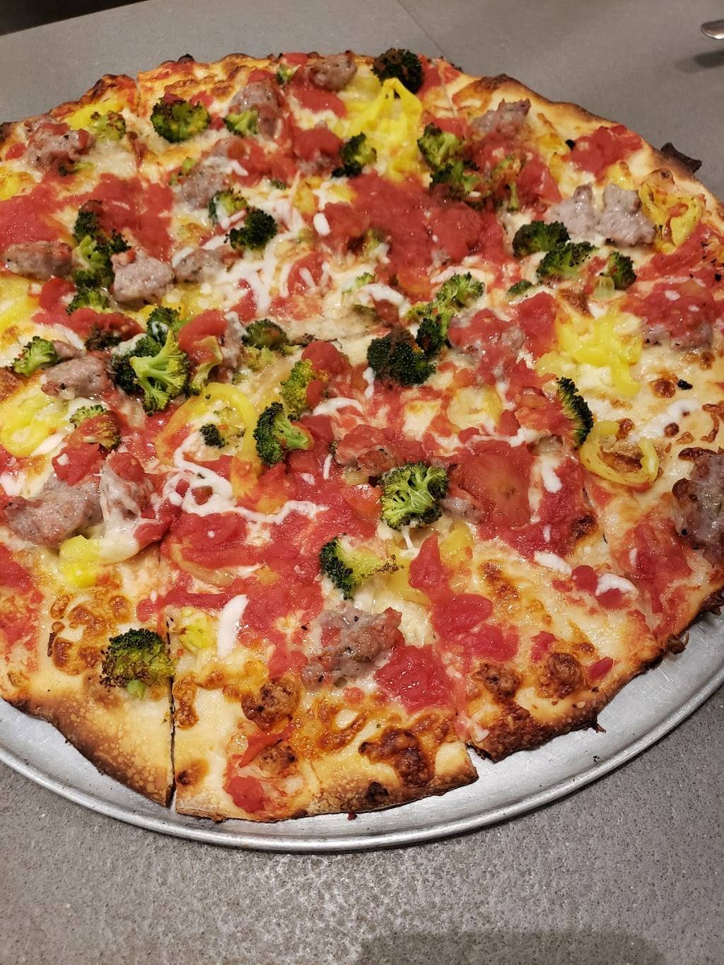 DeLorenzos Tomato Pies | restaurant | 1707 Yardley Langhorne Rd, Yardley, PA 19067, USA | 2154931006 OR +1 215-493-1006