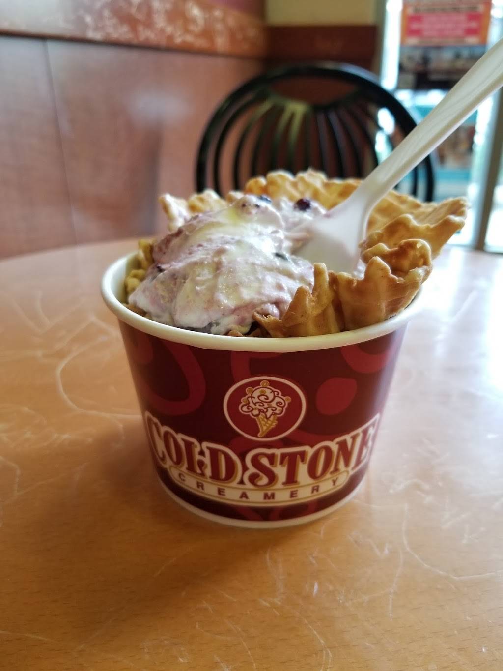 Cold Stone Creamery | bakery | 1316 S Halsted St, Chicago, IL 60607, USA | 3122262800 OR +1 312-226-2800