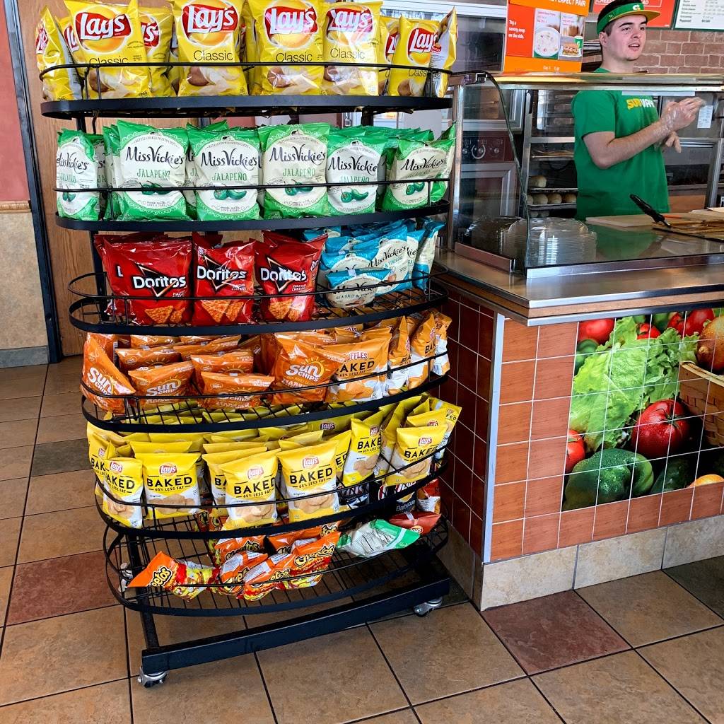 Subway | meal takeaway | 9565 E 22nd St Suite 101, Tucson, AZ 85748, USA | 5208850688 OR +1 520-885-0688