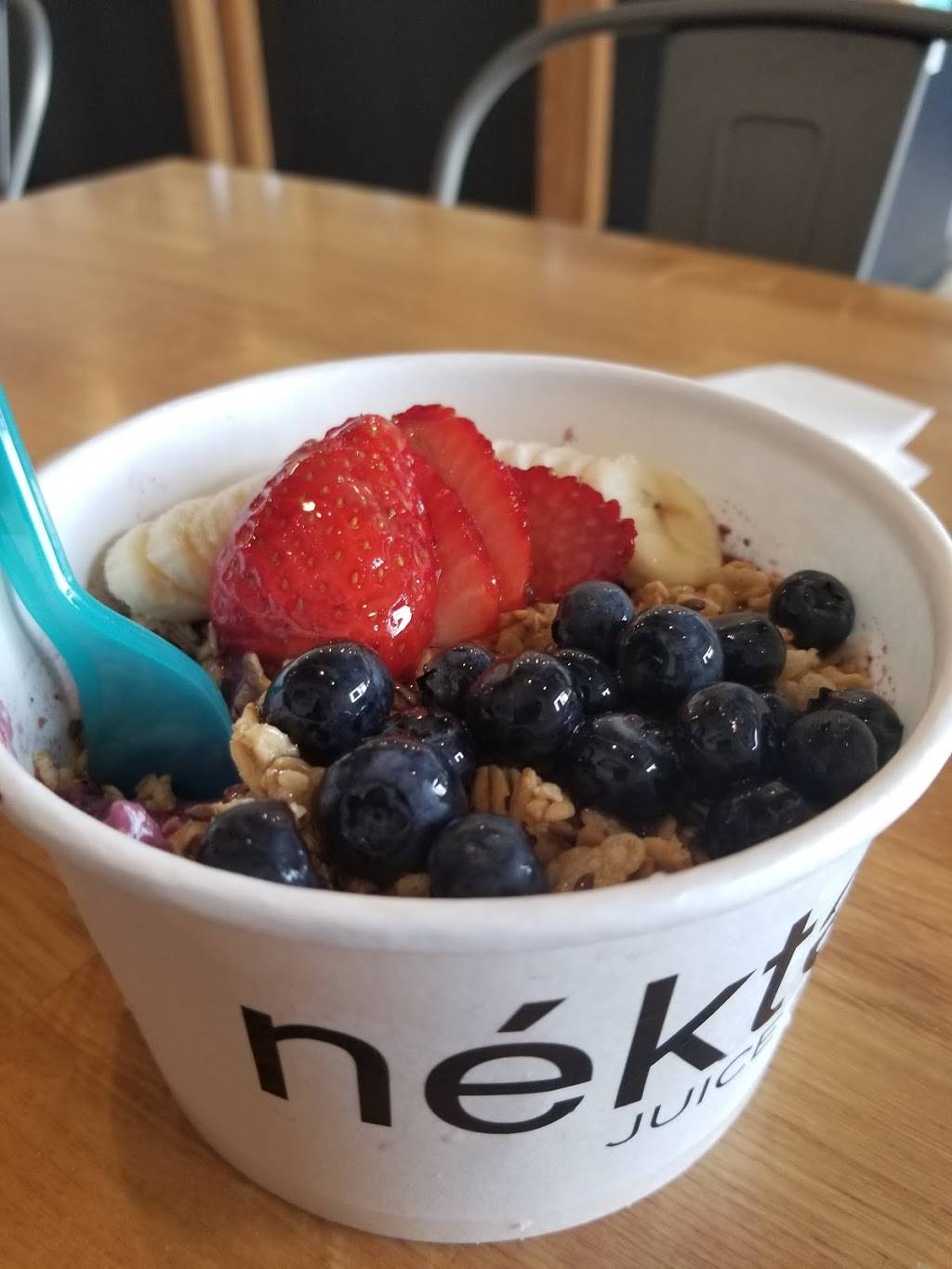 Nekter Juice Bar | cafe | 24371 Magic Mountain Pkwy, Valencia, CA 91355, USA | 6617996910 OR +1 661-799-6910
