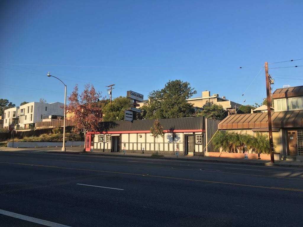 Cock n Bull Pub | restaurant | 2947 Lincoln Blvd, Santa Monica, CA 90405, USA | 3103999696 OR +1 310-399-9696