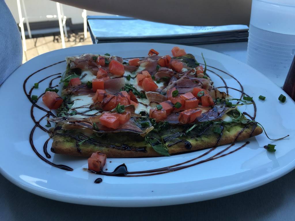 Top Deck Bar | restaurant | 125 W River St, Savannah, GA 31401, USA | 9124366828 OR +1 912-436-6828