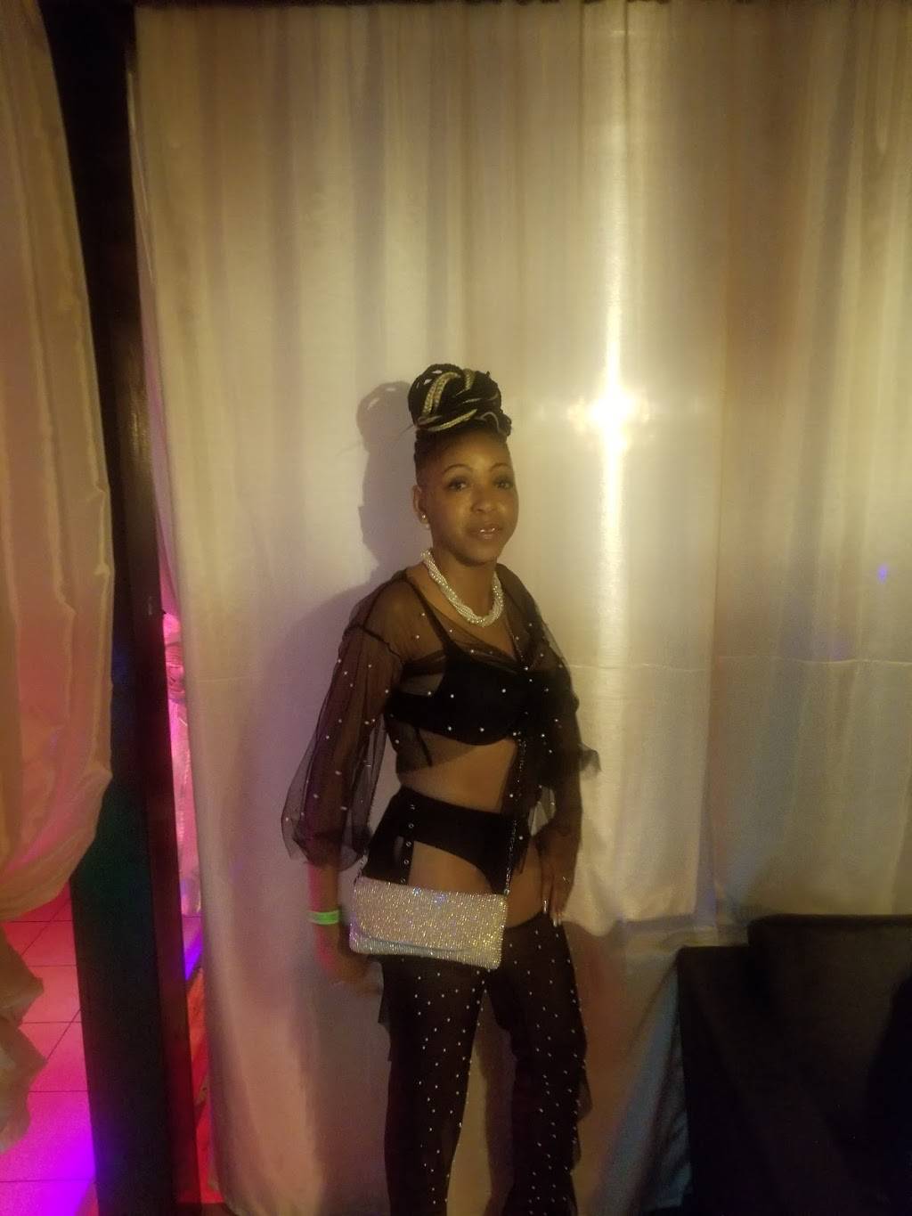 Haven Restaurant & Lounge | night club | 375 Rockbridge Rd NW #200, Lilburn, GA 30047, USA | 7709218011 OR +1 770-921-8011