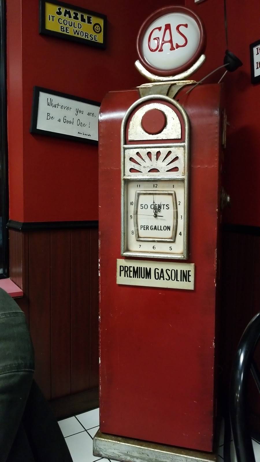 Stewies Submarine | meal takeaway | 153 Lake St N, Forest Lake, MN 55025, USA | 6514645889 OR +1 651-464-5889