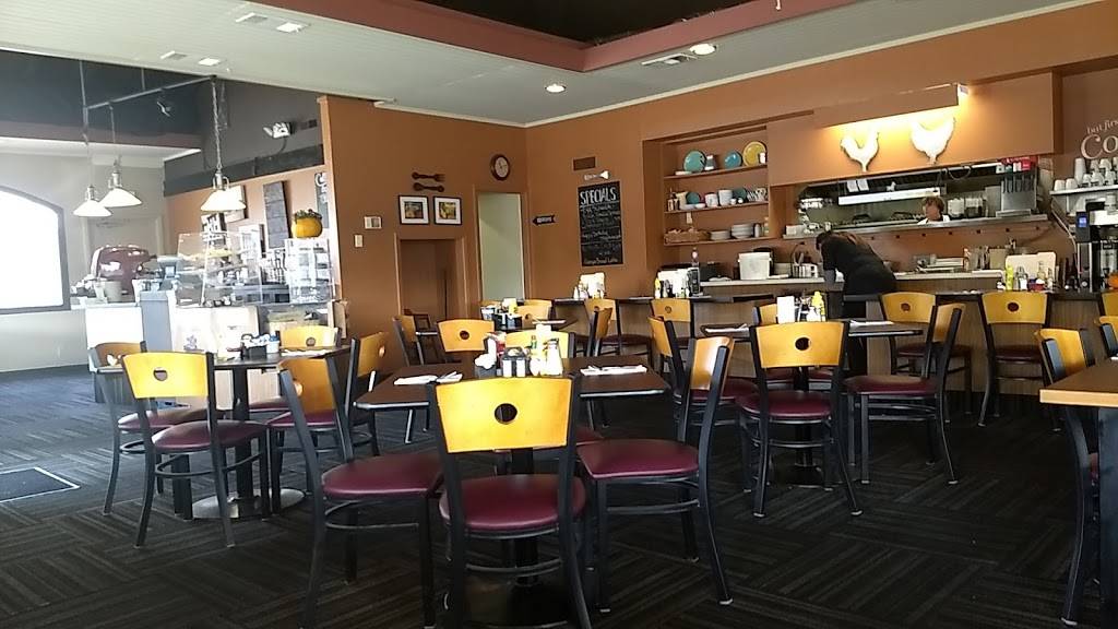 Hwy 12 Diner | restaurant | 1000 CA-12, Rio Vista, CA 94571, USA | 7073742695 OR +1 707-374-2695