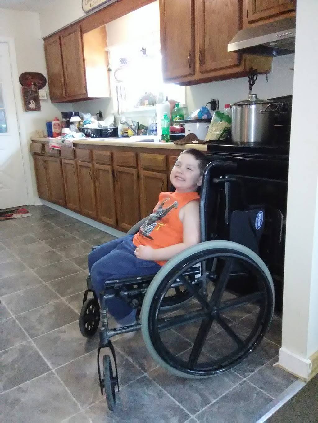 Little Caesars Pizza | meal takeaway | 456 Morgantown St, Uniontown, PA 15401, USA | 7244371530 OR +1 724-437-1530