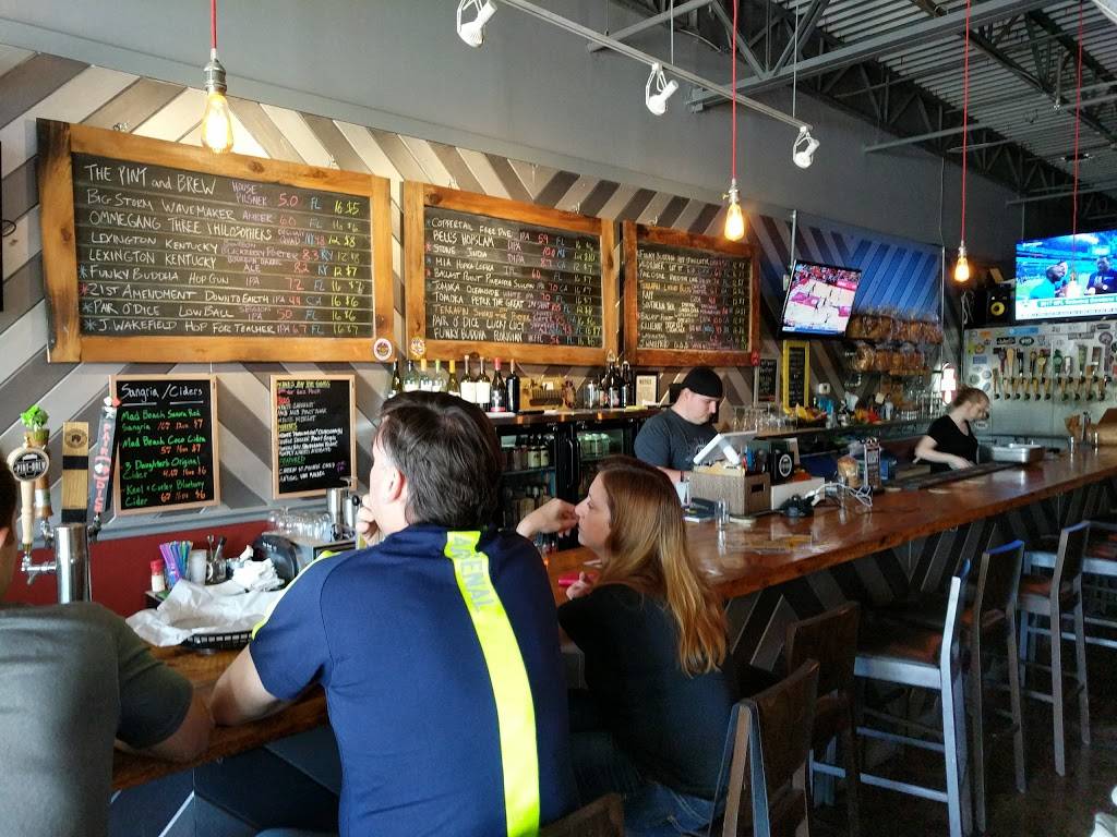 The Pint and Brew | restaurant | 3261 Tampa Rd, Palm Harbor, FL 34684, USA | 7275159946 OR +1 727-515-9946