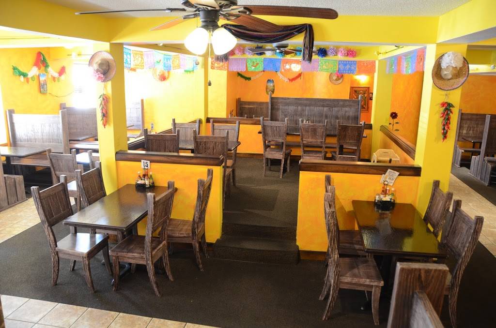 Little Mexico | restaurant | 102 W 9th St, Alton, IL 62002, USA | 6184331610 OR +1 618-433-1610