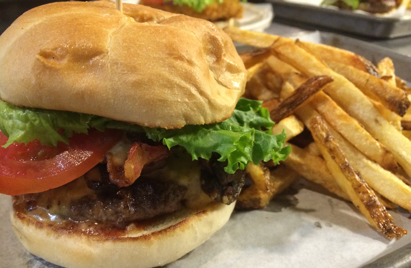 Copperhead Tavern | restaurant | 205 5th Ave, Indialantic, FL 32903, USA | 3218024700 OR +1 321-802-4700