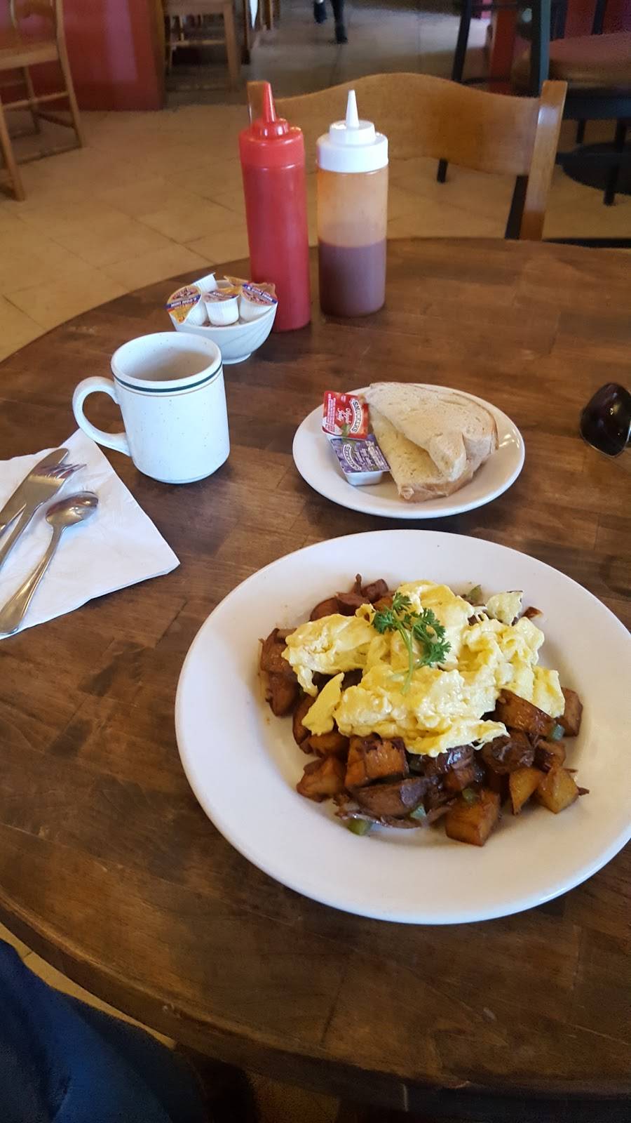 Moreys Place | restaurant | 303 El Camino Real, Tustin, CA 92780, USA | 7144862528 OR +1 714-486-2528