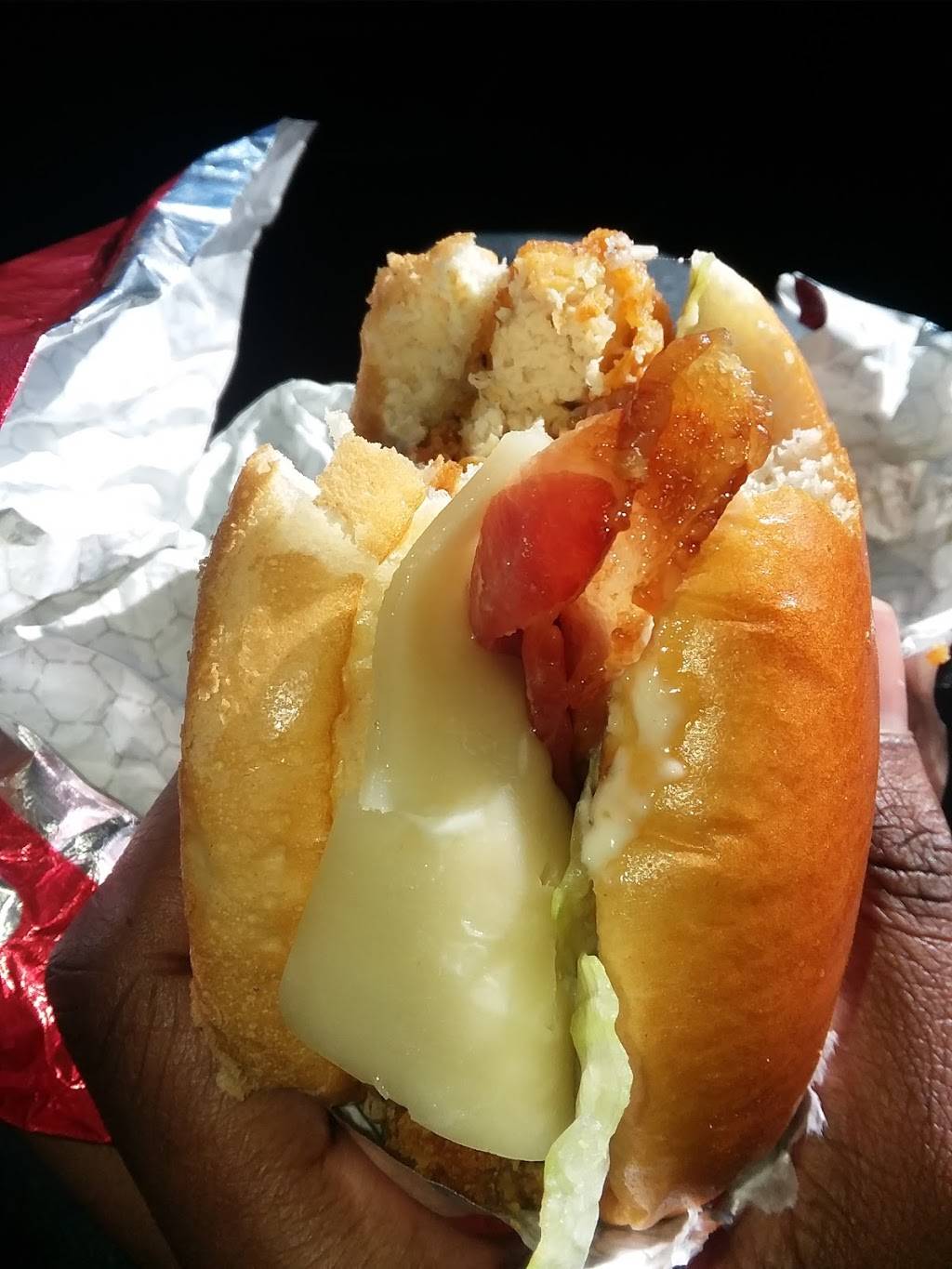 Wendys | restaurant | 2700 N Dirksen Pkwy, Springfield, IL 62702, USA | 2177887901 OR +1 217-788-7901