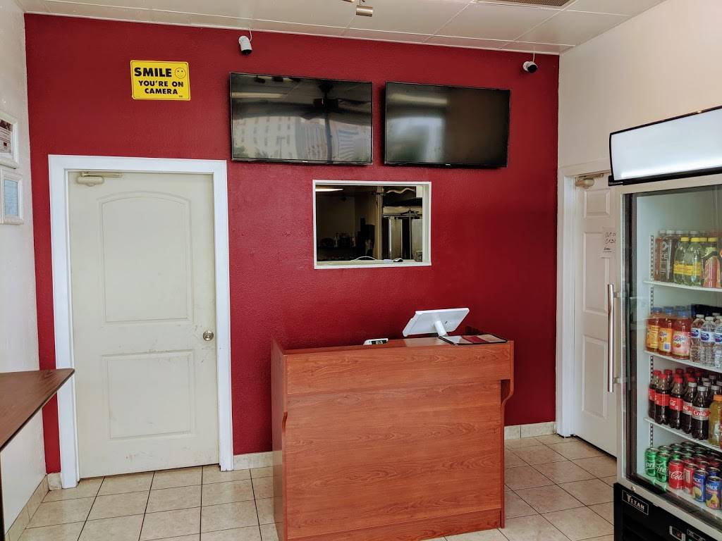 Manhattan Eats | restaurant | 4201 Gaston Ave Ste 104, Dallas, TX 75246, USA | 2144841691 OR +1 214-484-1691