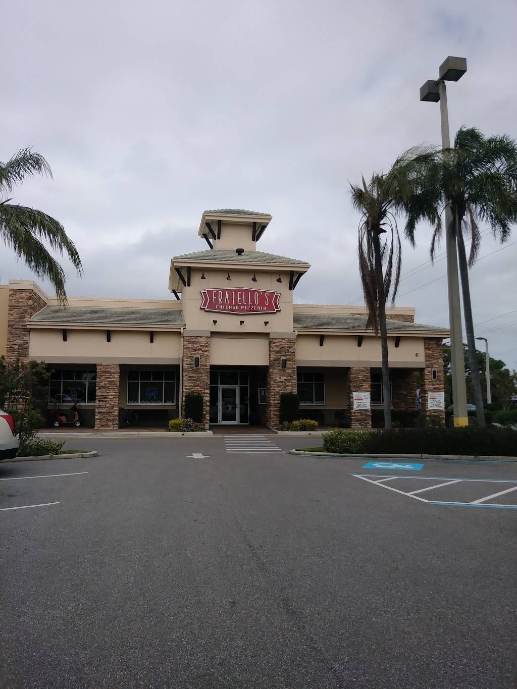 Fratellos Chicago pizzeria | restaurant | 7330 Cortez Rd W, Bradenton, FL 34210, USA | 9417940300 OR +1 941-794-0300