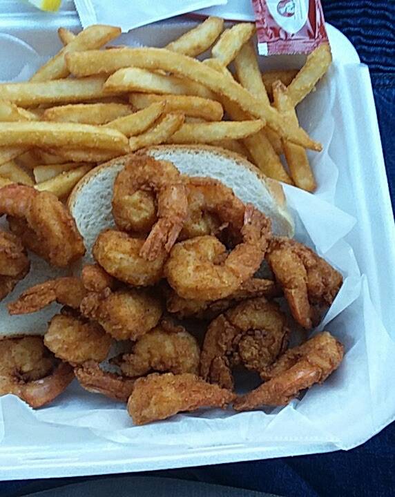 Hook Fish & Chicken | restaurant | 7312 Kingsgate Way, West Chester Township, OH 45069, USA | 5137552999 OR +1 513-755-2999