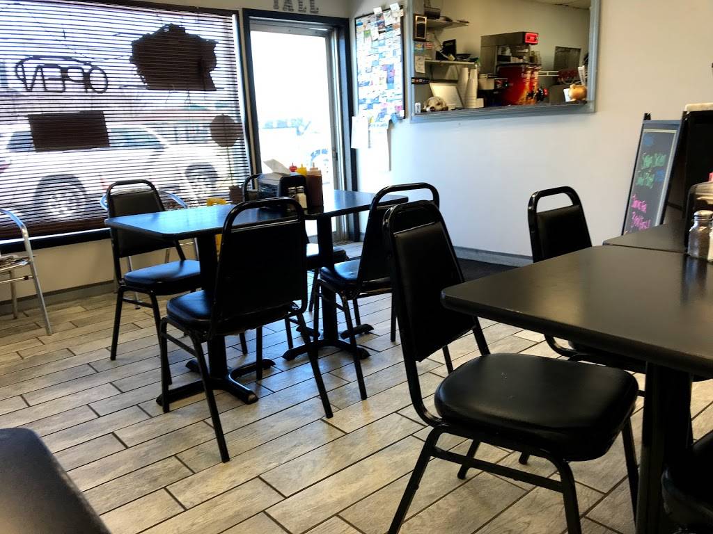 Hometown BBQ & Grill | restaurant | 33684 US-280, Childersburg, AL 35044, USA | 2563781223 OR +1 256-378-1223