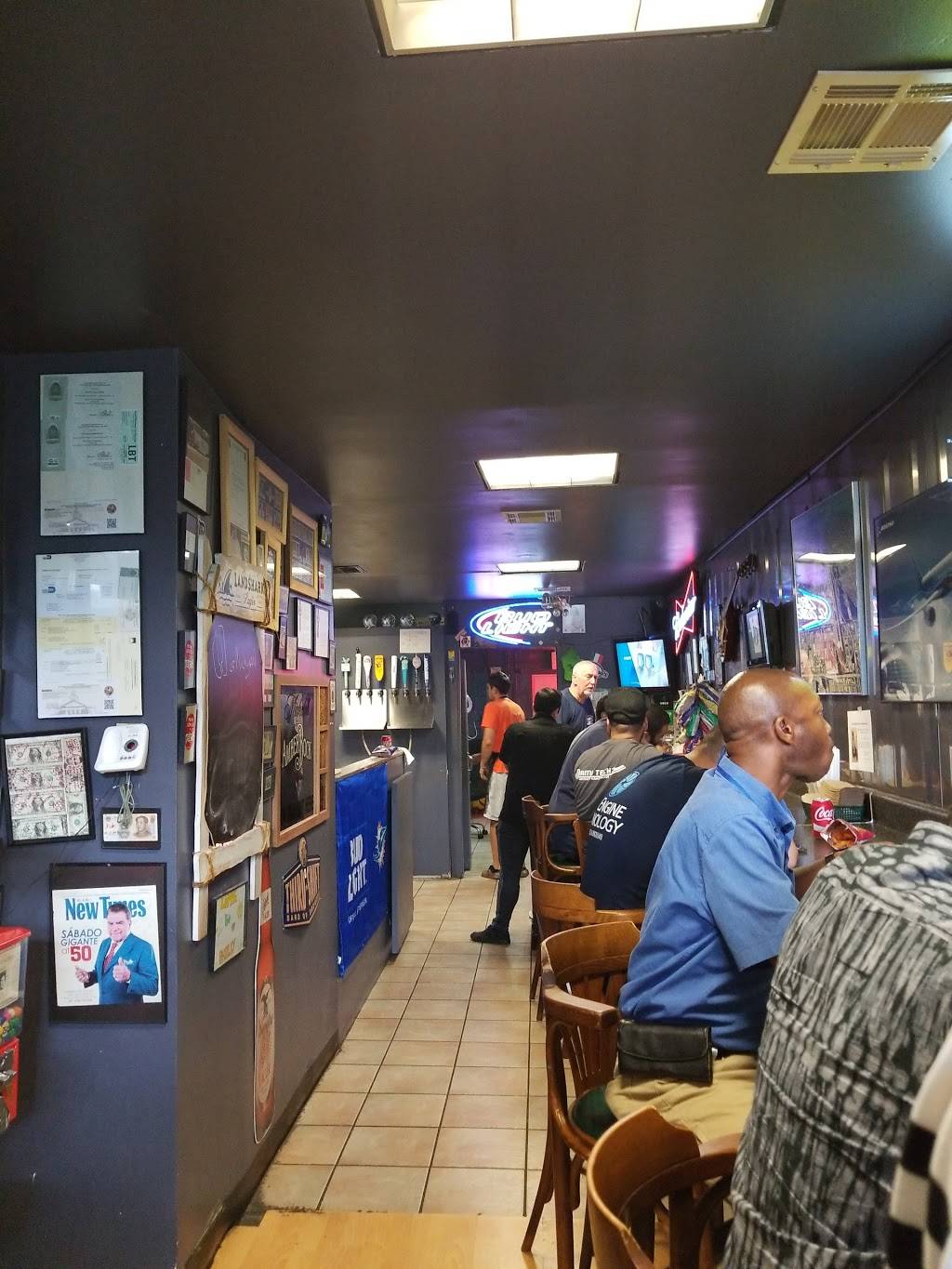 A Little Bit of Philly | meal takeaway | 3940 Curtiss Pkwy, Miami Springs, FL 33166, USA | 3054560481 OR +1 305-456-0481