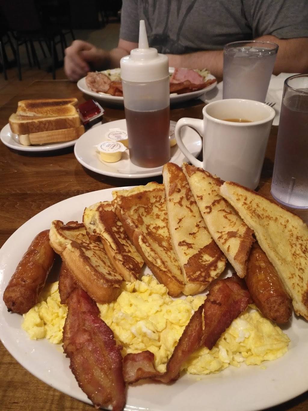 Nicks Family Restaurant | restaurant | 1716 London Line, Sarnia, ON N7T 7H2, Canada | 5194915619 OR +1 519-491-5619