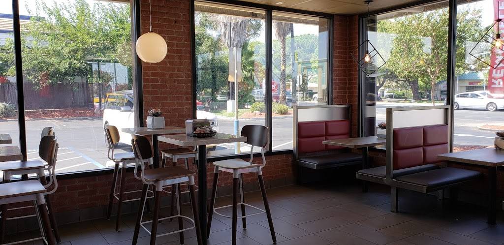 Jack in the Box | restaurant | 2135 Railroad Ave, Pittsburg, CA 94565, USA | 9254323378 OR +1 925-432-3378