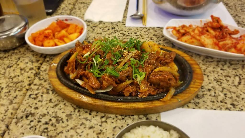 Moo Bong Ri | restaurant | 2949 W Olympic Blvd, Los Angeles, CA 90006, USA | 2133871600 OR +1 213-387-1600