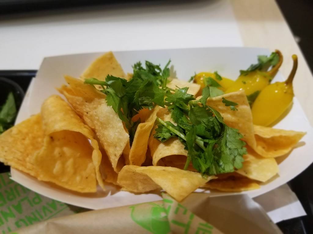 Baja Fresh Mexican Grill | restaurant | 979 Avenida Pico Unit A, San Clemente, CA 92673, USA | 9493614667 OR +1 949-361-4667