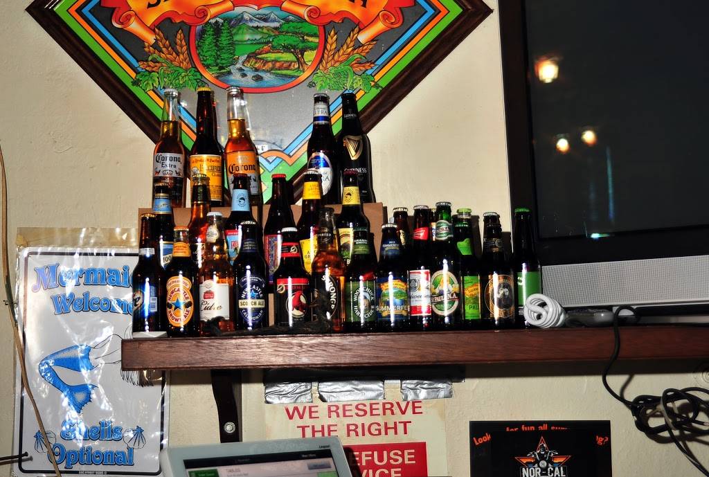 Burgee Daves At The Mayo | restaurant | 15315 Cleveland Ave, Camptonville, CA 95922, USA | 5302883301 OR +1 530-288-3301