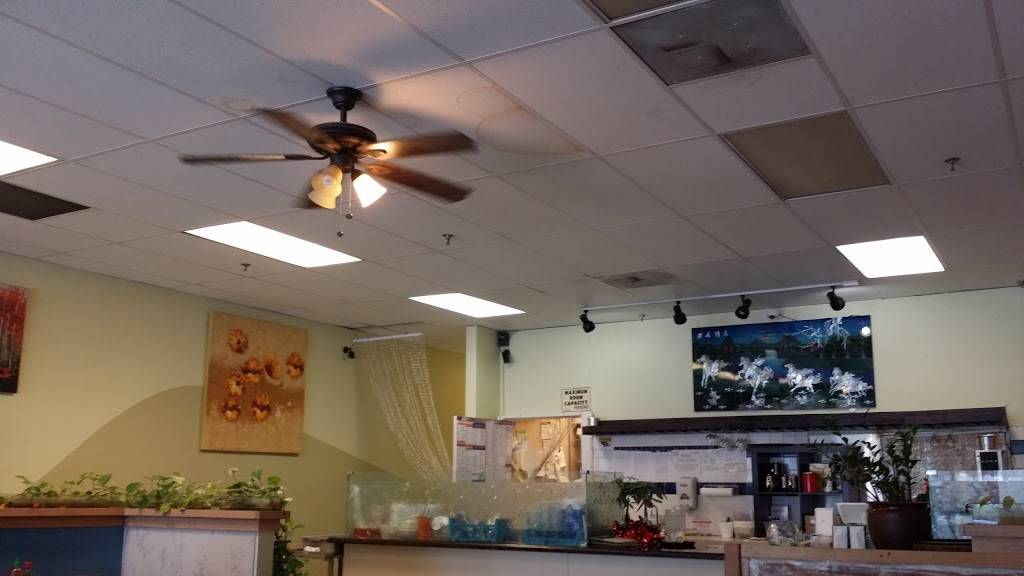 Pho Delite | restaurant | 393 W Shaw Ave, Clovis, CA 93612, USA | 5593228688 OR +1 559-322-8688