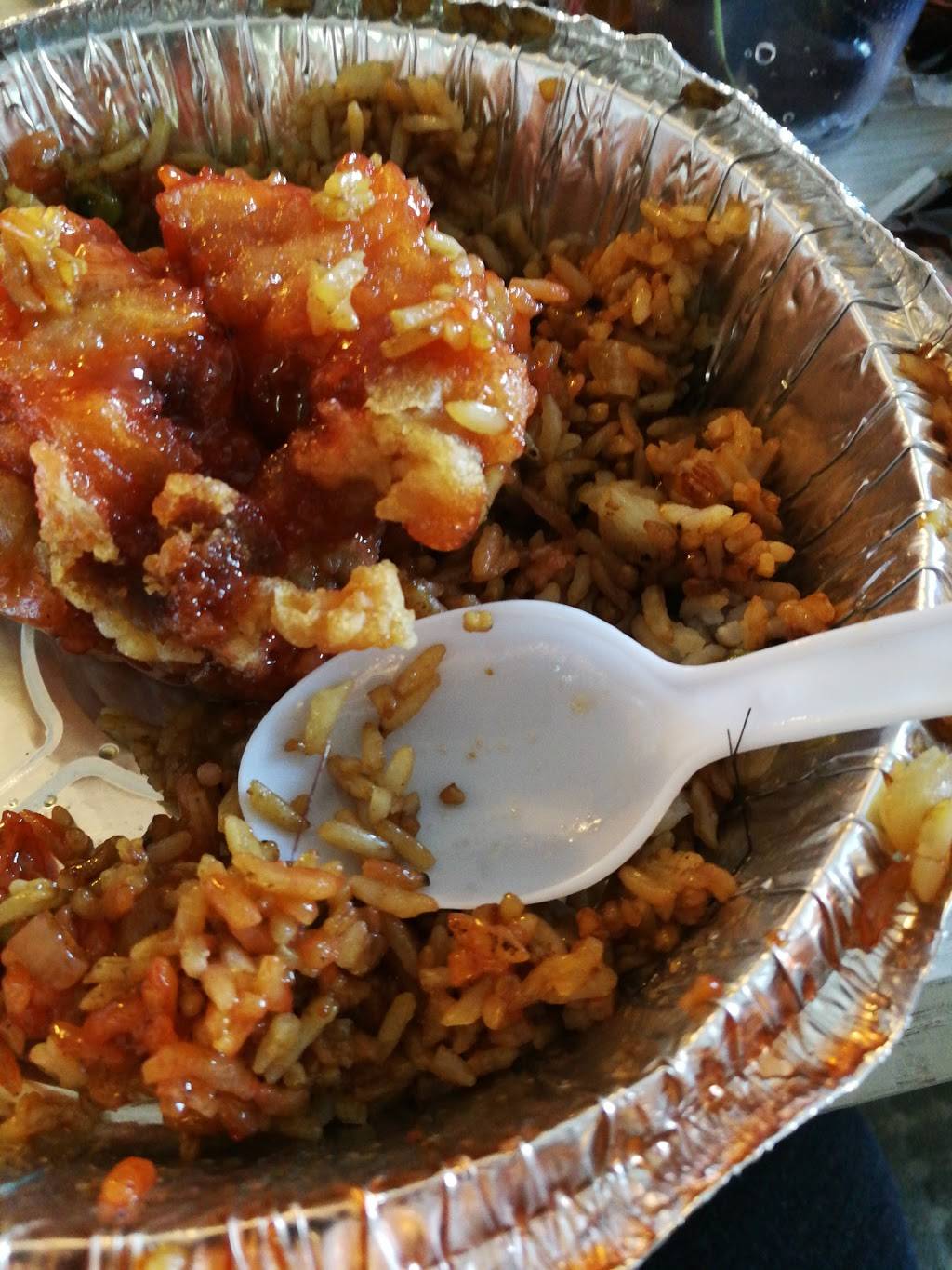 Mayflower Chinese Food | restaurant | 1500 Royal York Rd, Etobicoke, ON M9P 3B6, Canada | 4162486163 OR +1 416-248-6163