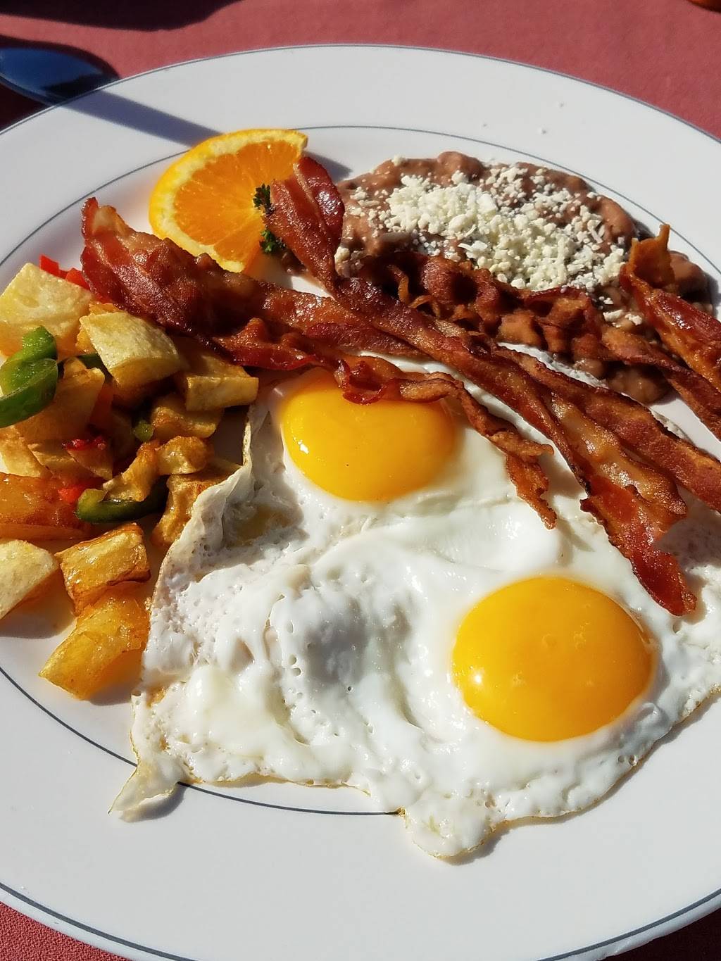 Hotel Restaurante La Mision | restaurant | Rosarito - Ensenada 33, Baja California, Mexico | 016461550333 OR +52 646 155 0333