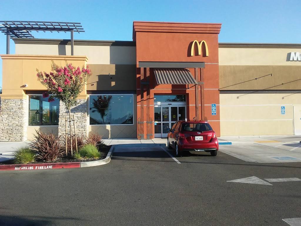 McDonalds | cafe | 10051 Bruceville Rd, Elk Grove, CA 95757, USA | 9167146884 OR +1 916-714-6884