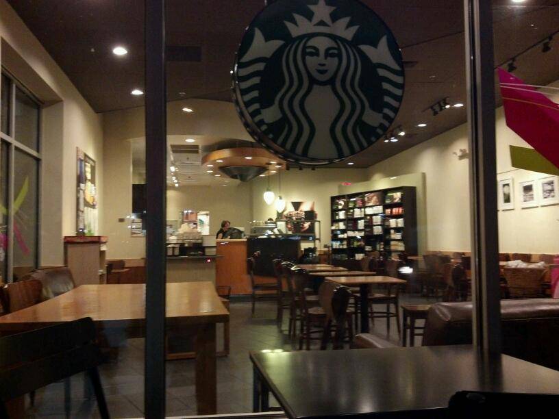 Starbucks | cafe | 2801 Pine Lake Rd Suite Z, Lincoln, NE 68516, USA | 4024212110 OR +1 402-421-2110