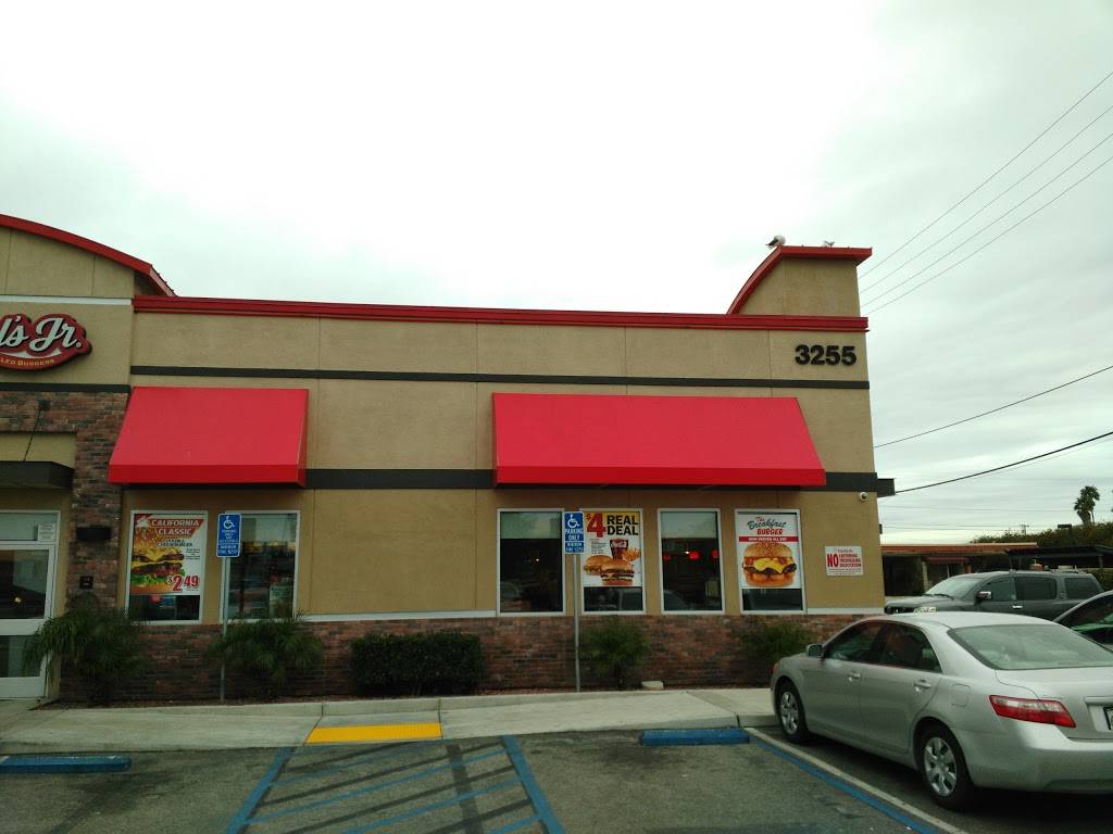 Carls Jr. | restaurant | 3255 Saviers Rd, Oxnard, CA 93033, USA | 8054860328 OR +1 805-486-0328