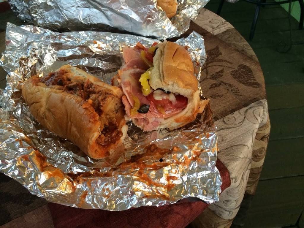 The Sub Station & Italian Restuarant | restaurant | 4410 Hooper Hwy, Cosby, TN 37722, USA | 4234657142 OR +1 423-465-7142