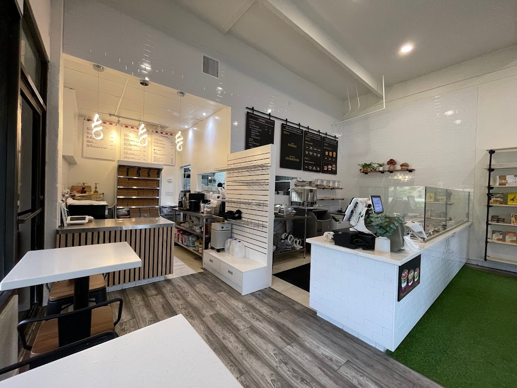 K-STOP | restaurant | 19480 Rinaldi St, Northridge, CA 91326, USA | 8184881359 OR +1 818-488-1359