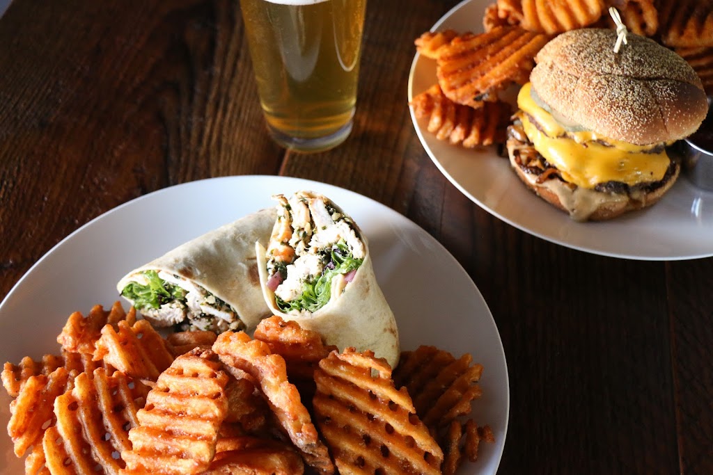 The Pines Downtown | restaurant | 230 Court Ave, Sevierville, TN 37862, USA | 8655050245 OR +1 865-505-0245